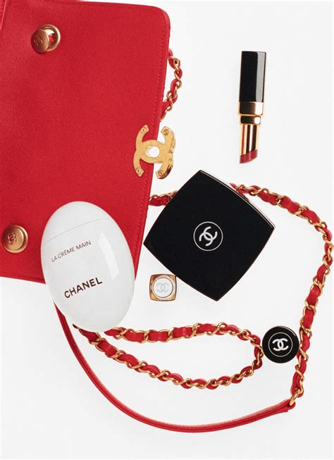 chanel emergency dating kit|DATING KIT .